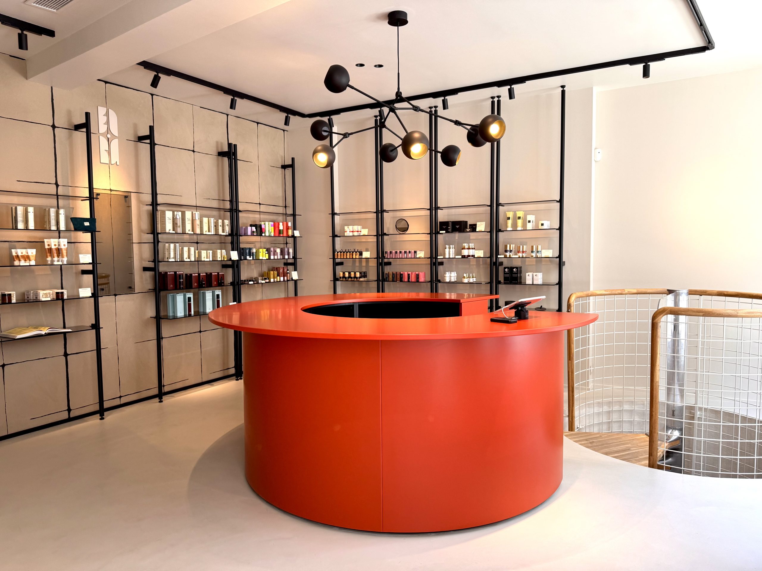 ENBA HOUSE Paris